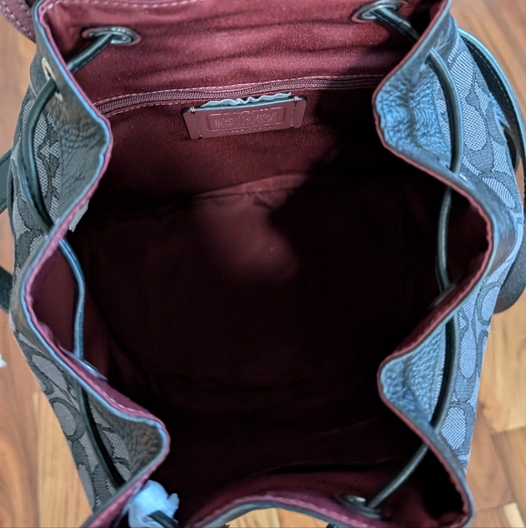 Coach Dempsey Drawstring Backpack in Signature Jaquard + Gift Box Nwt ❤️ - Picture 4 of 9